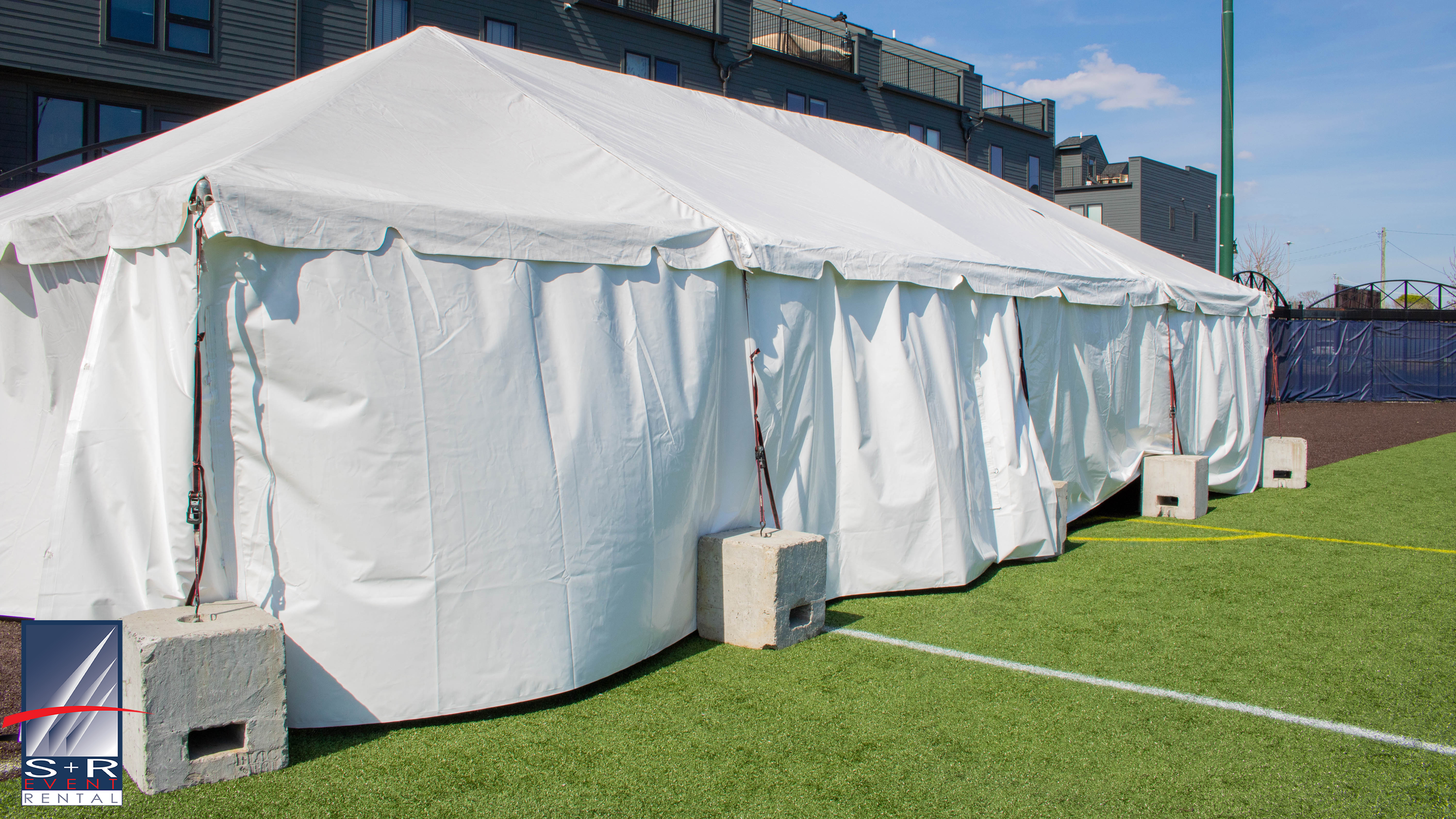 7' X 20' WHITE SIDEWALL 